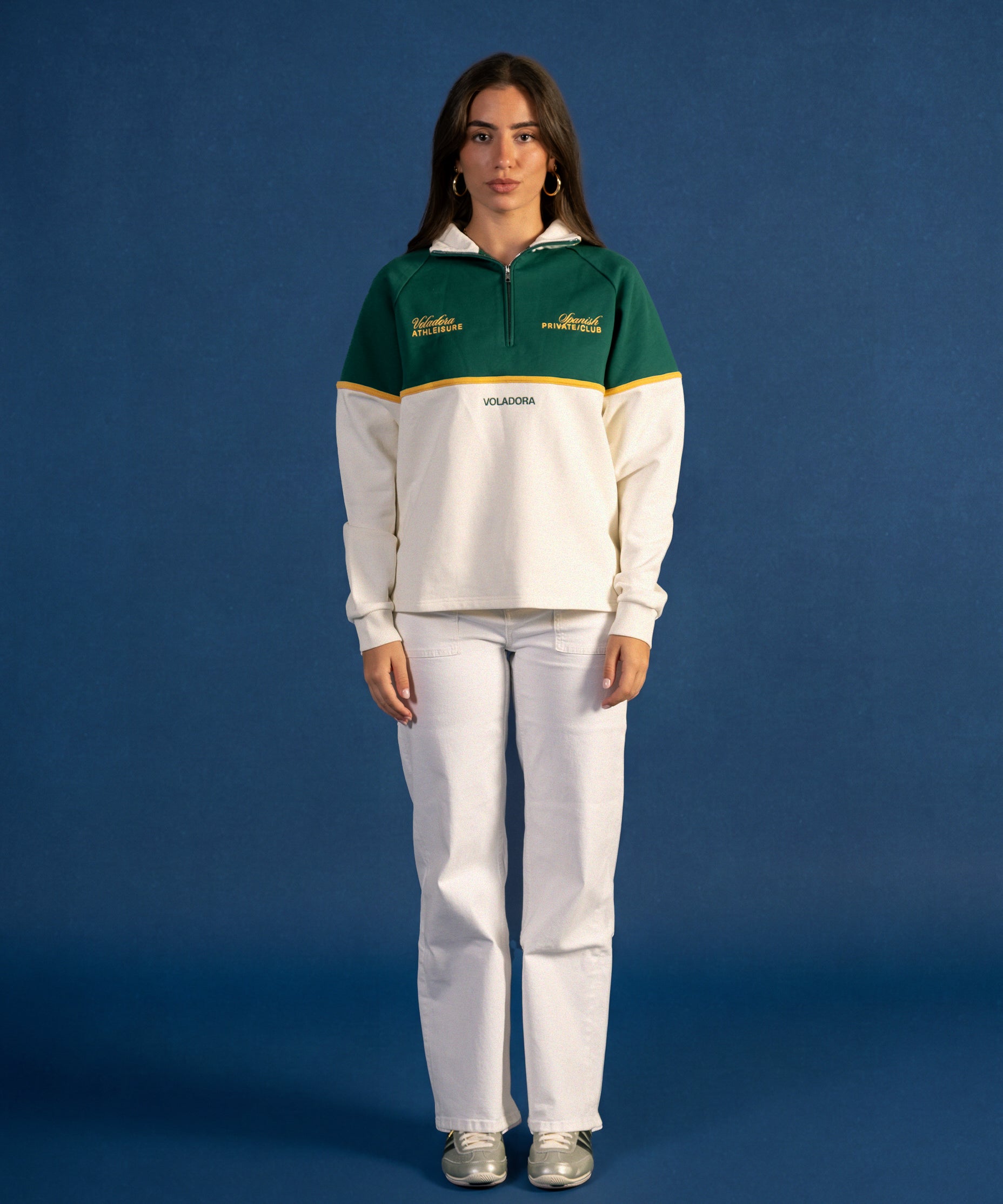 Lucia lleva la talla M y mide 1,70m