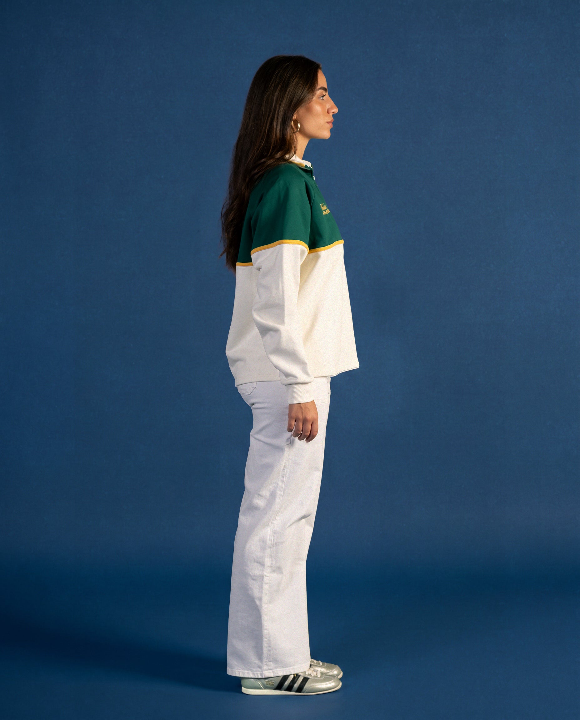 Lucia lleva la talla M y mide 1,70m