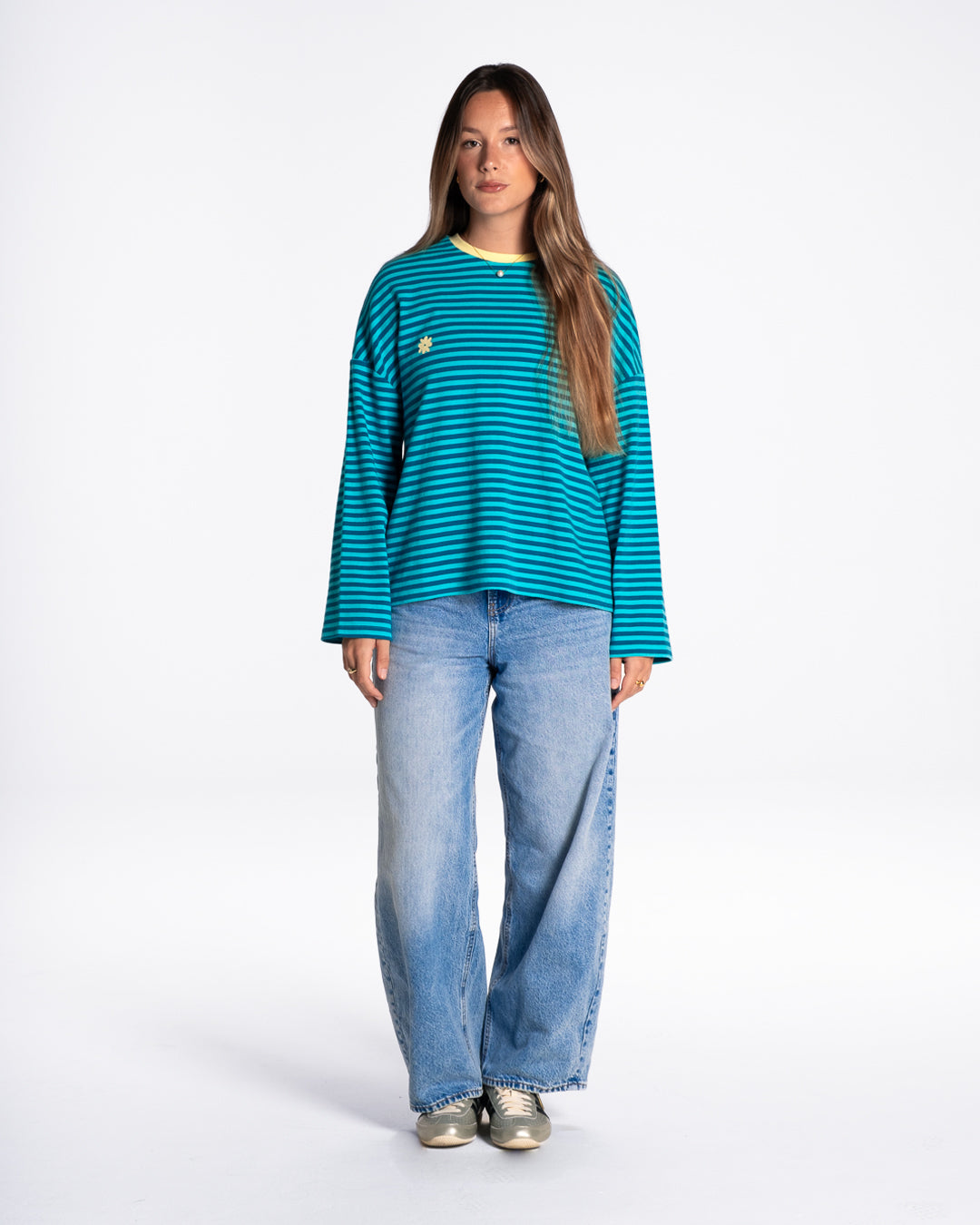 Lucia lleva la talla S y mide 1,73m