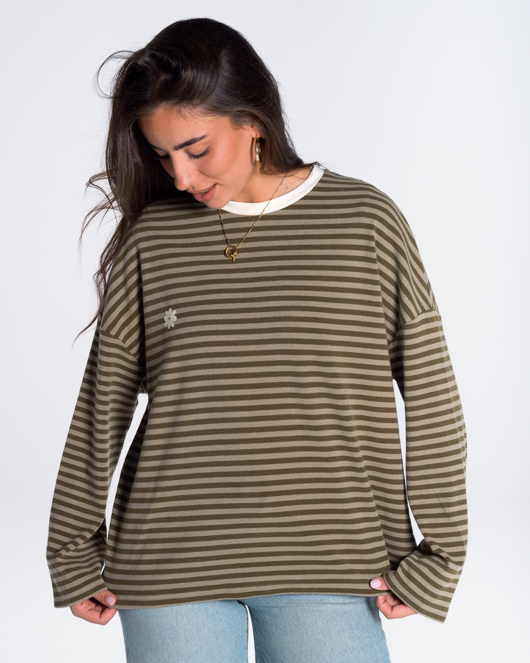 Lucia lleva la talla S y mide 1,70m