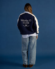 Lucia lleva la talla M y mide 1,73m