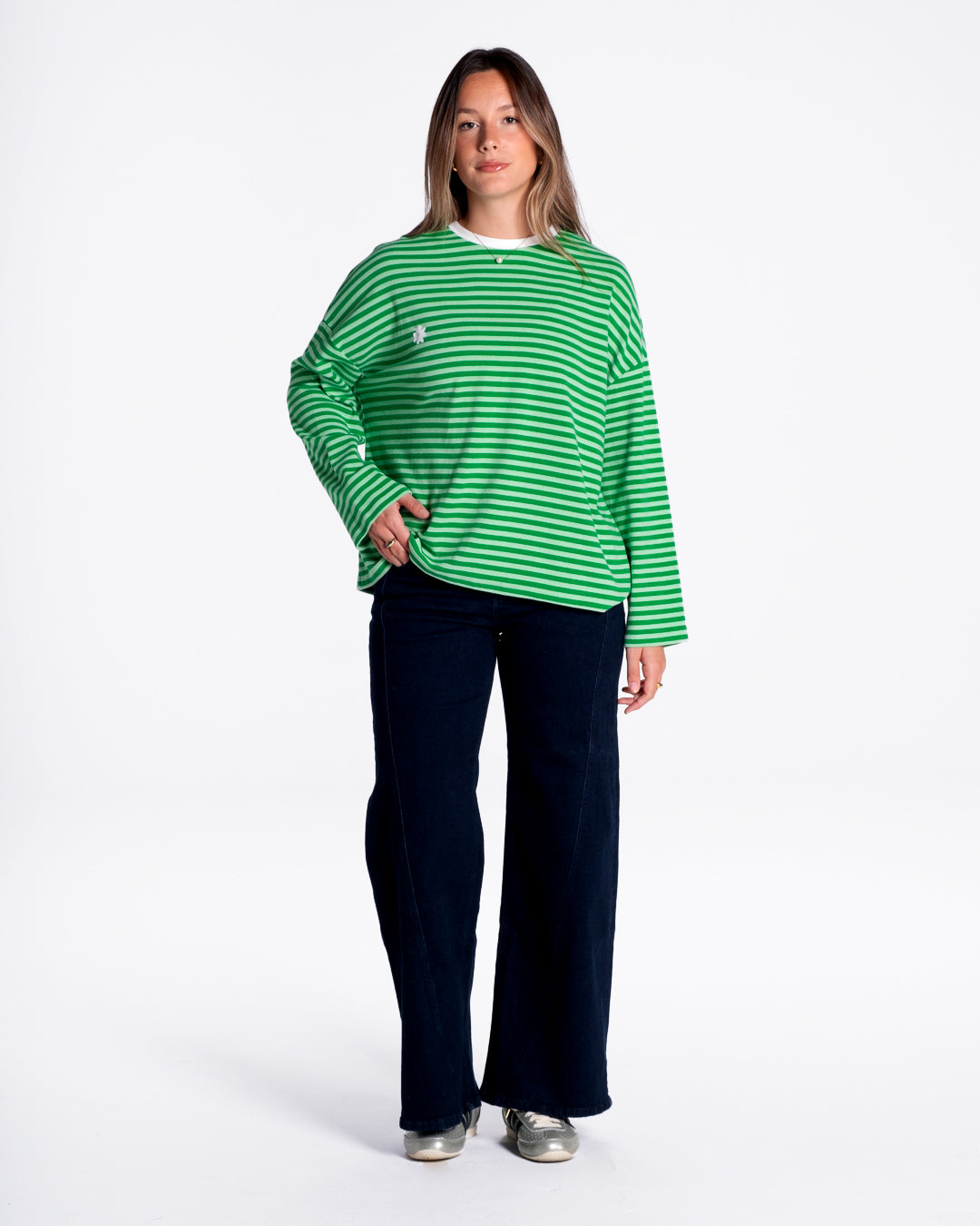 Lucia lleva la talla S y mide 1,73m