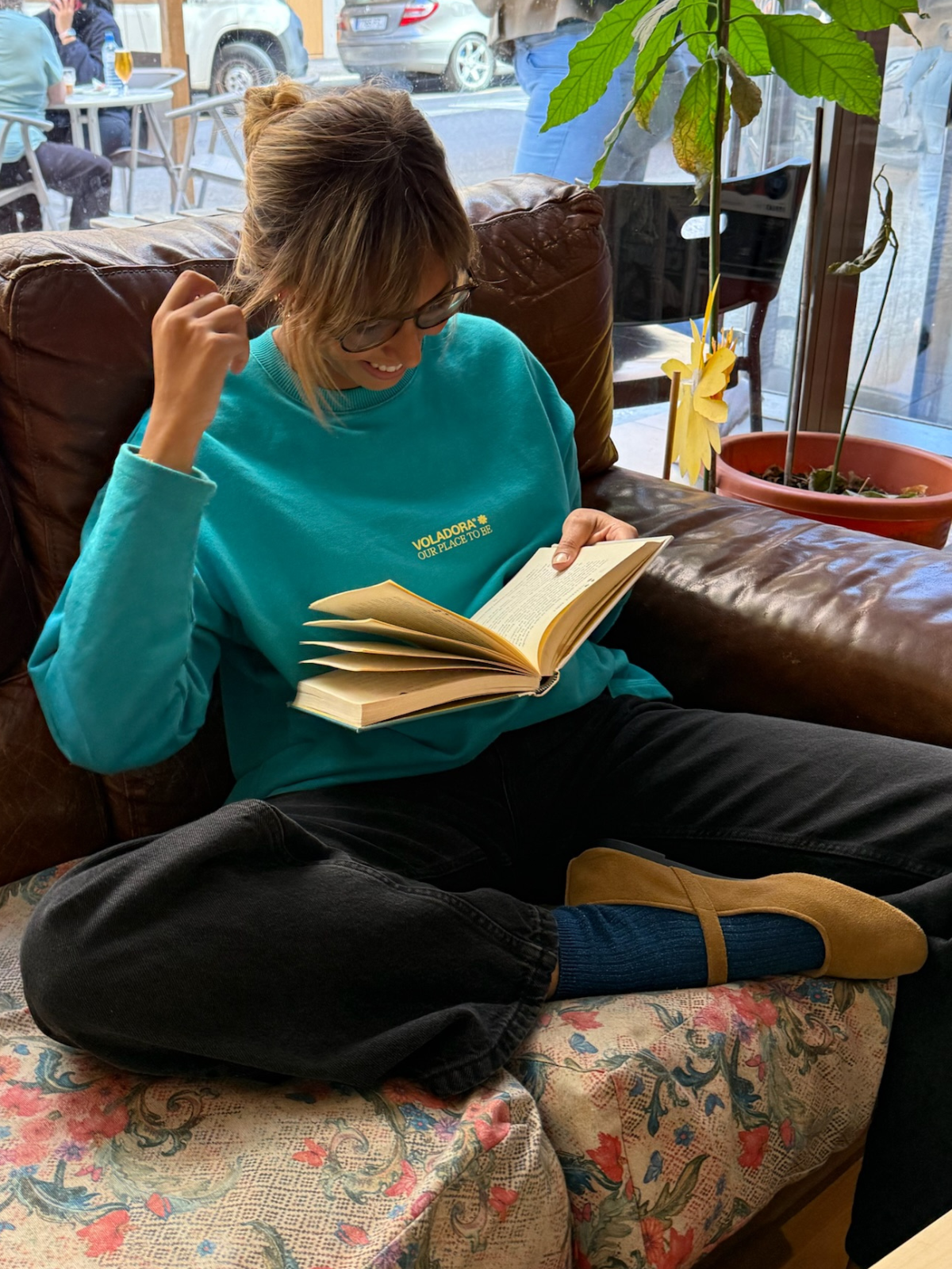 Crewneck Vlower- Tile Blue